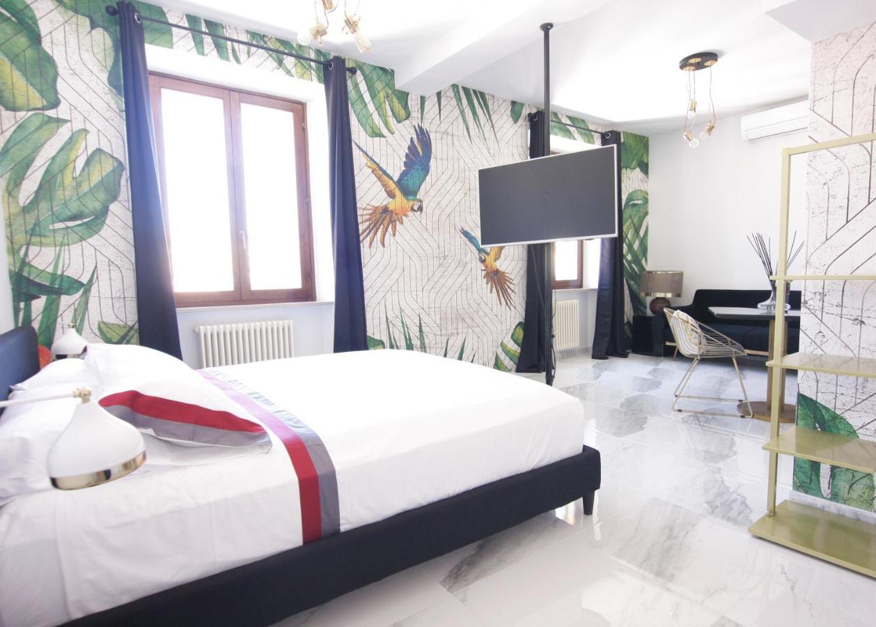 An Deluxe Suites อังโกนา ภายนอก รูปภาพ