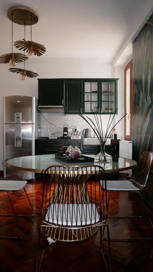 An Deluxe Suites อังโกนา ภายนอก รูปภาพ