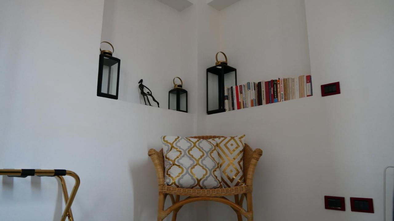 An Deluxe Suites อังโกนา ภายนอก รูปภาพ