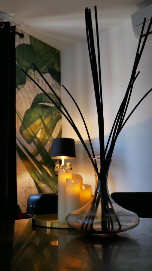 An Deluxe Suites อังโกนา ภายนอก รูปภาพ